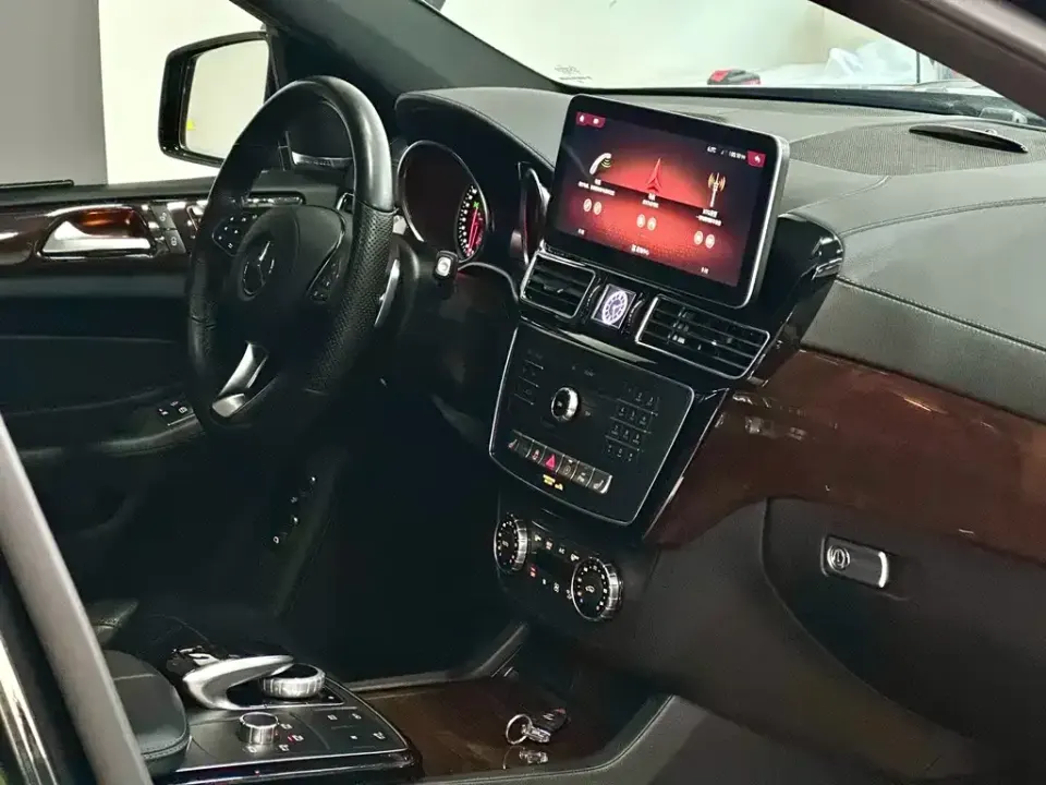 Mercedes-Benz GLS