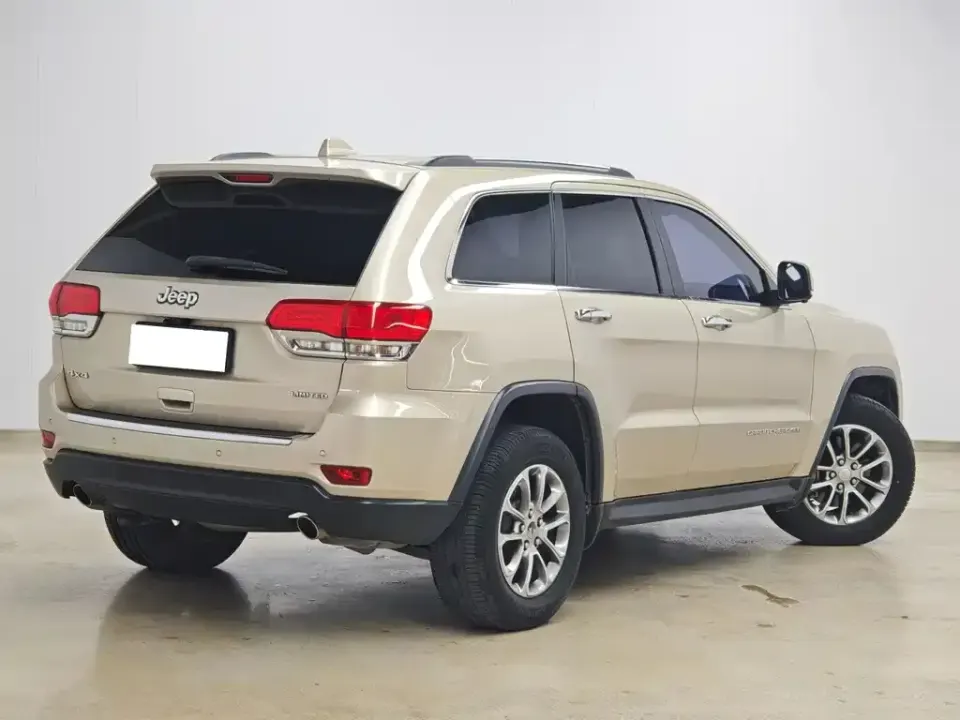 Jeep Grand Cherokee (Import)