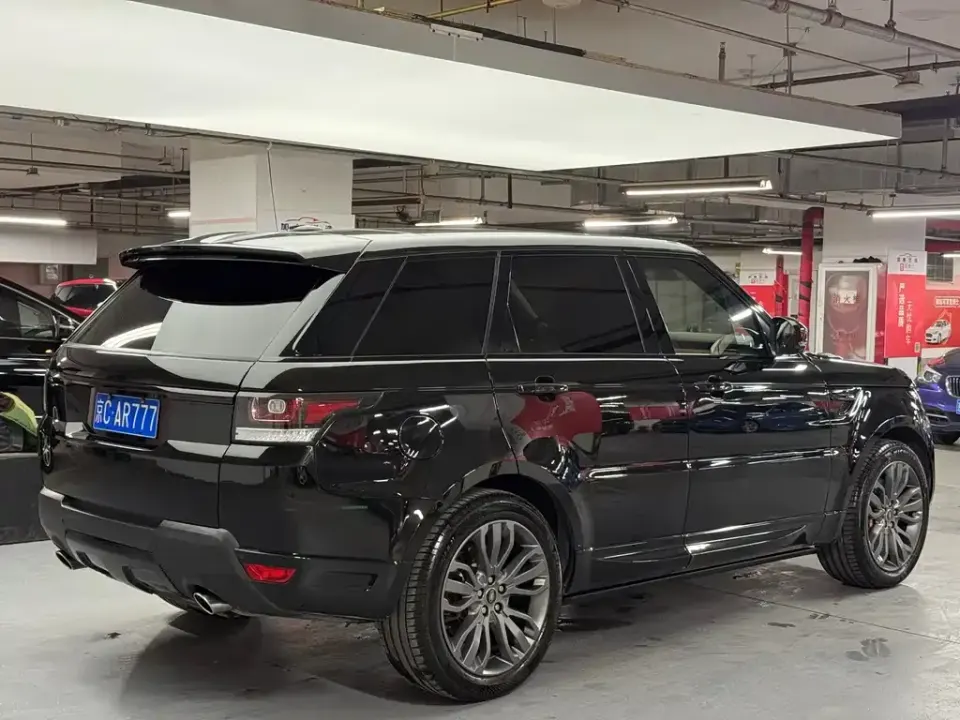 Land Rover Sport