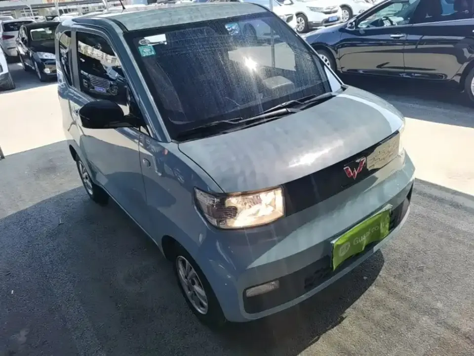Wuling MINIEV
