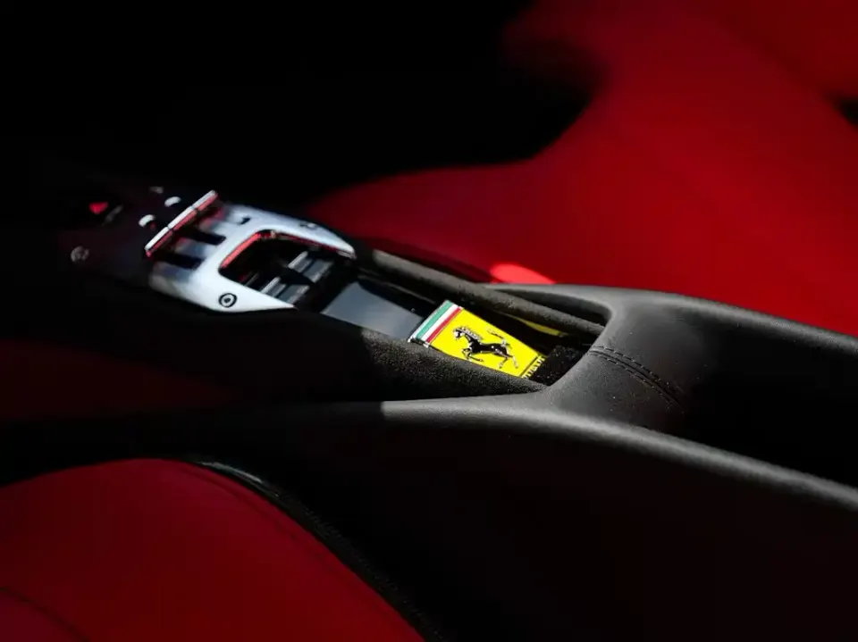 Ferrari 296