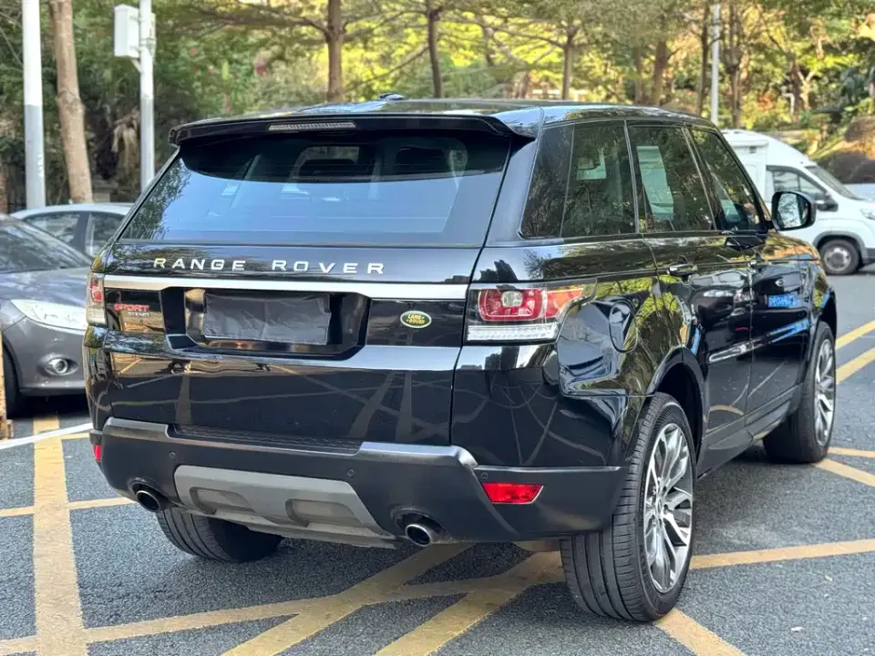 Land Rover Sport