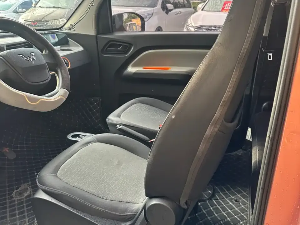 Wuling MINIEV