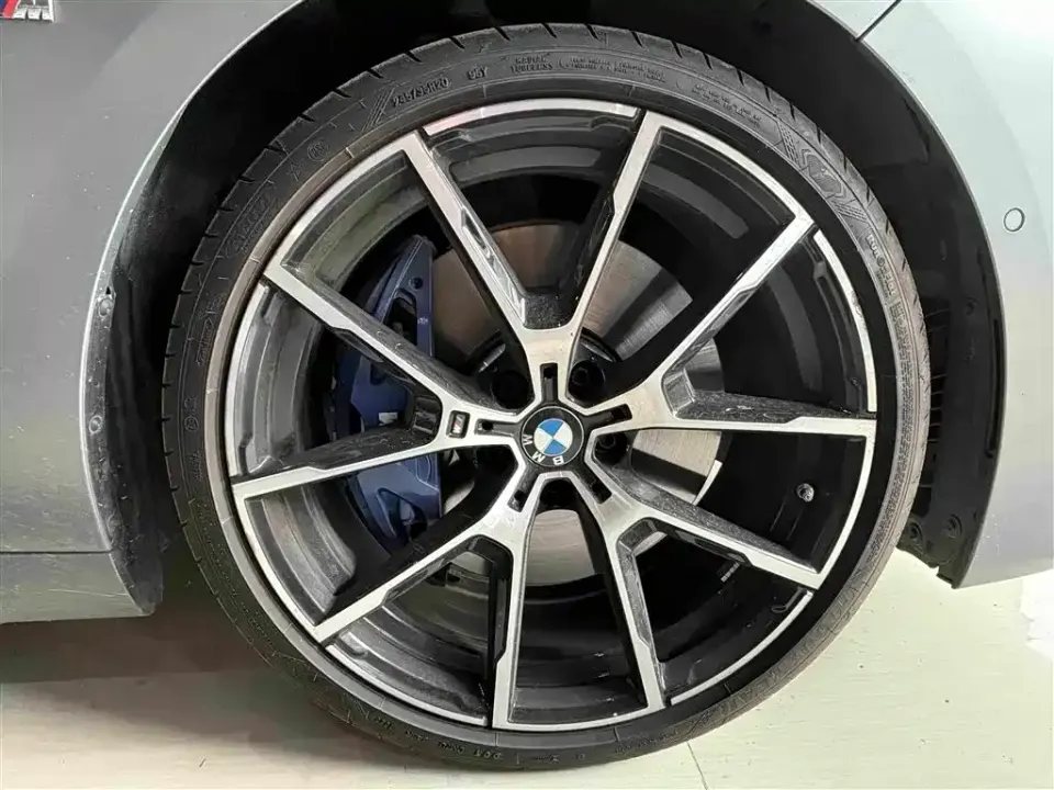 BMW 8 Series