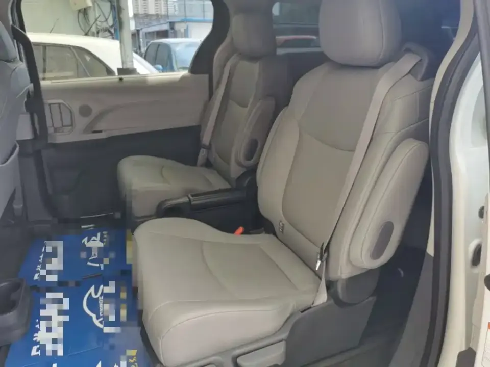 Toyota Granvia