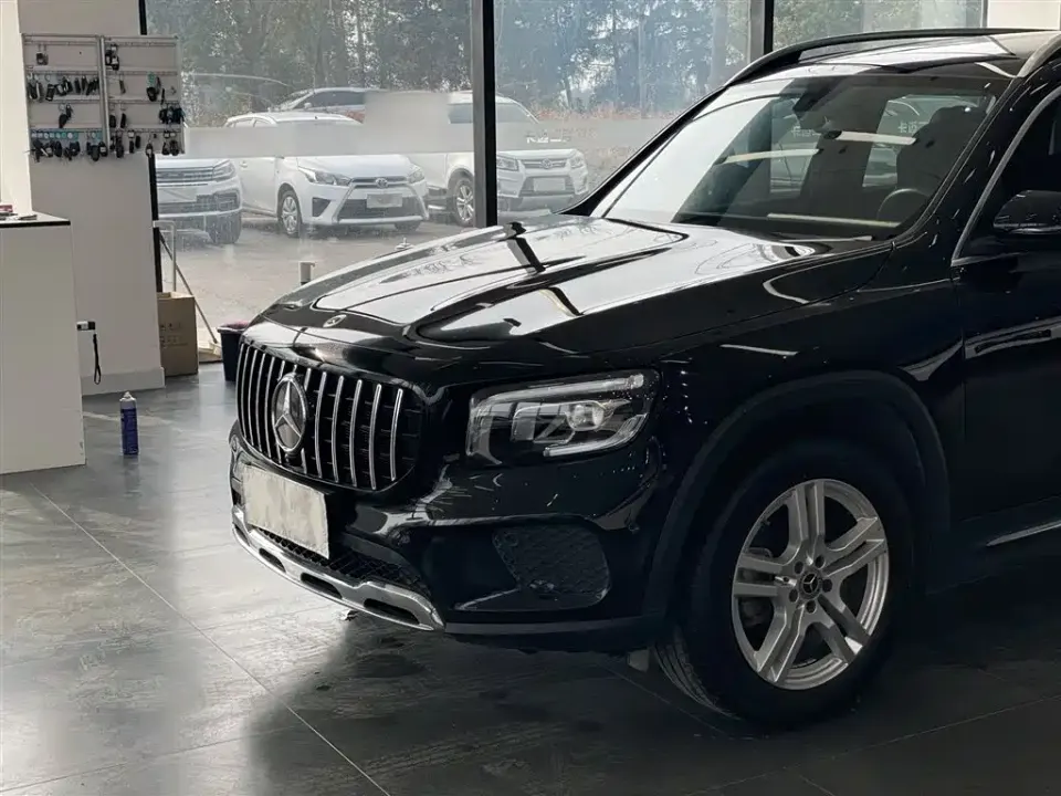 Mercedes-Benz GLB