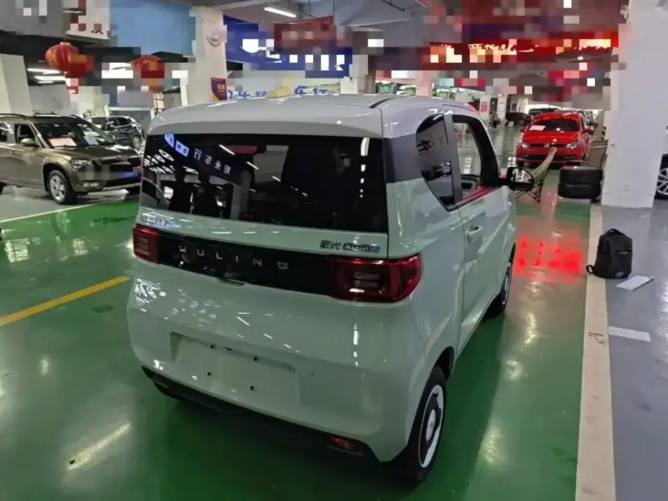Wuling MINIEV