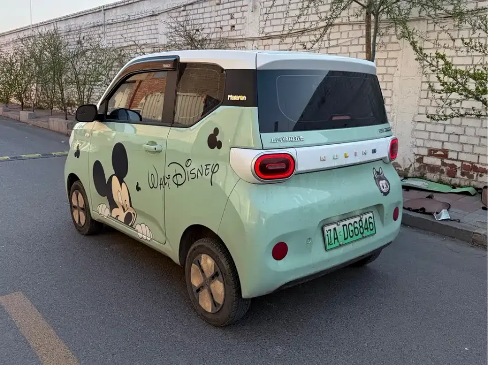 Wuling MINIEV