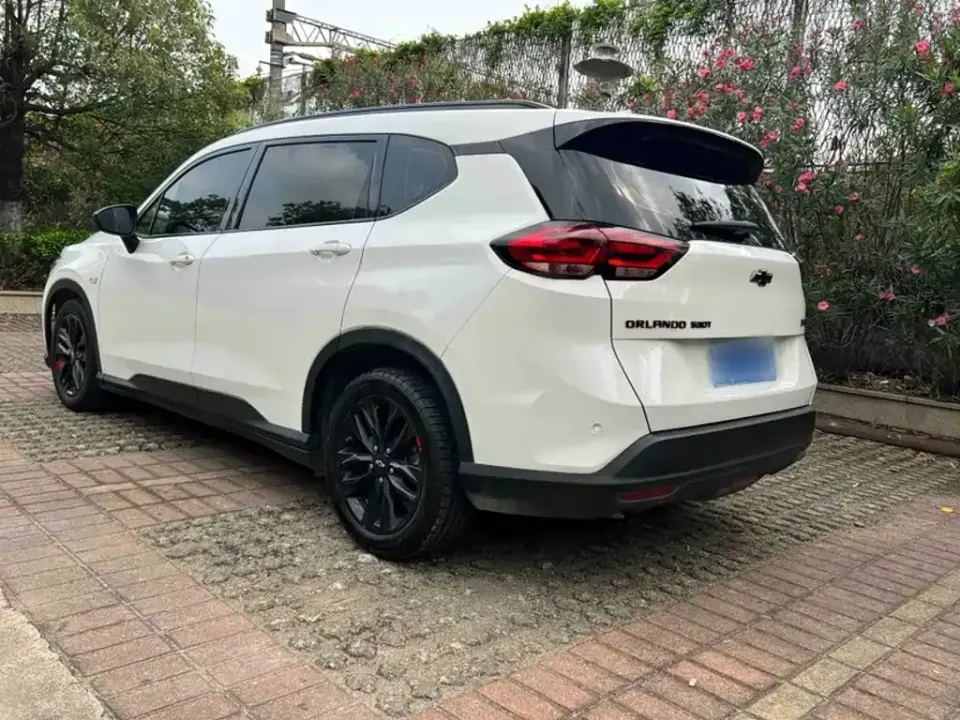 Chevrolet Volando