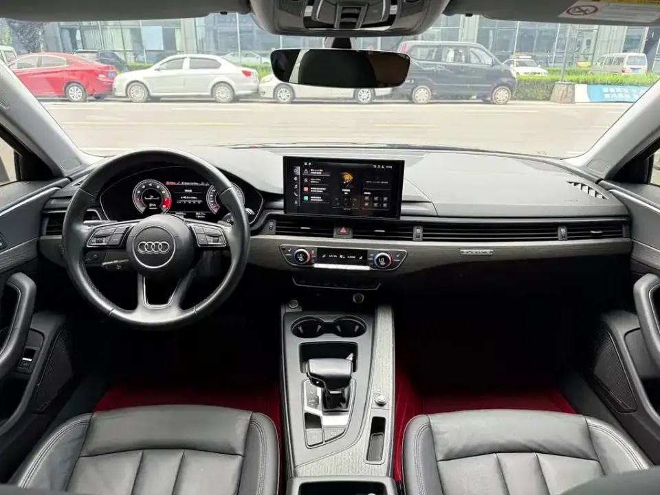 Audi A4 (Import)