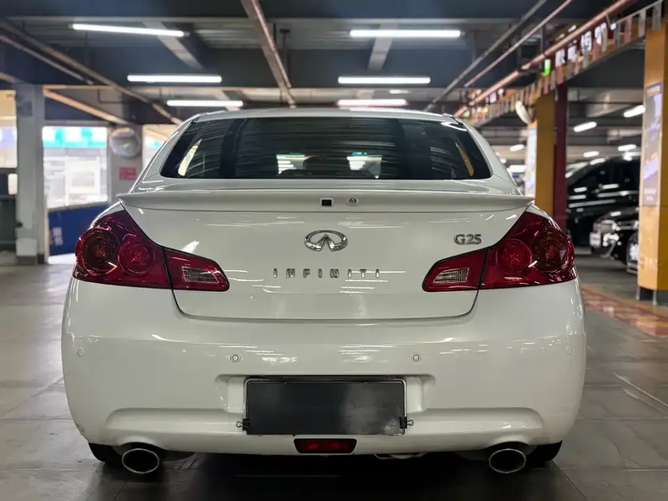 Infiniti G