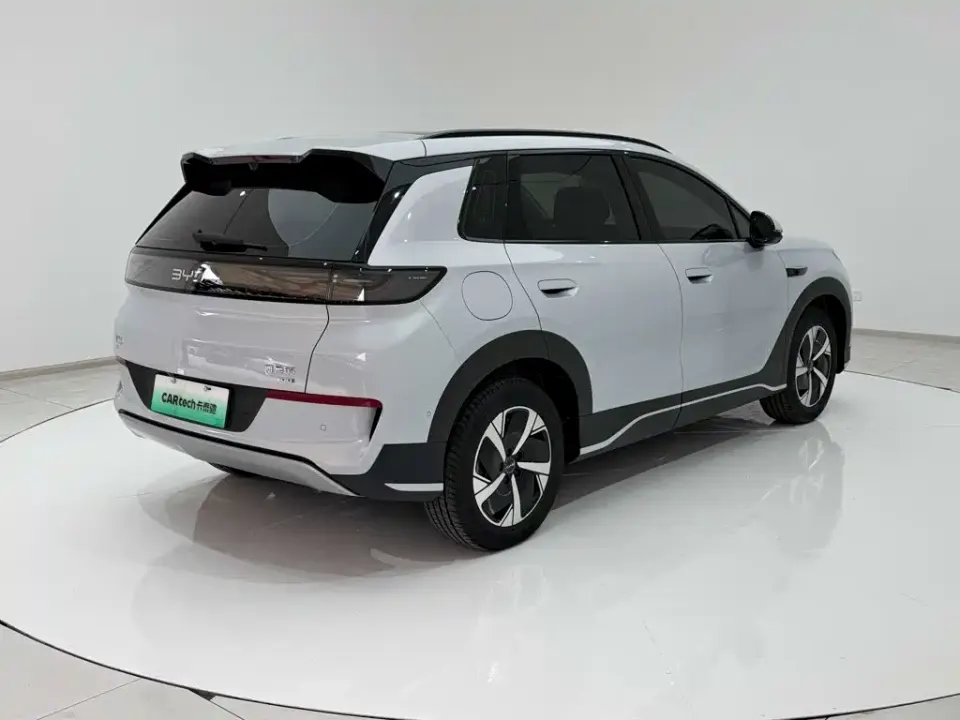 BYD Sealion 05 EV
