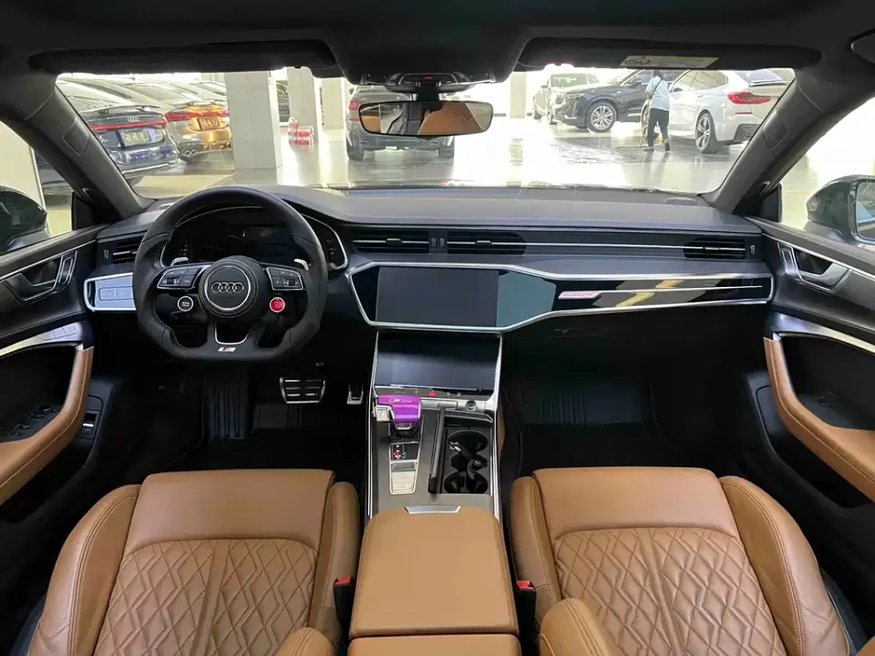 Audi A7L