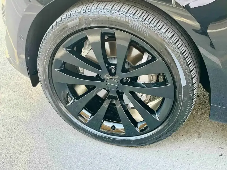 Land Rover Sport