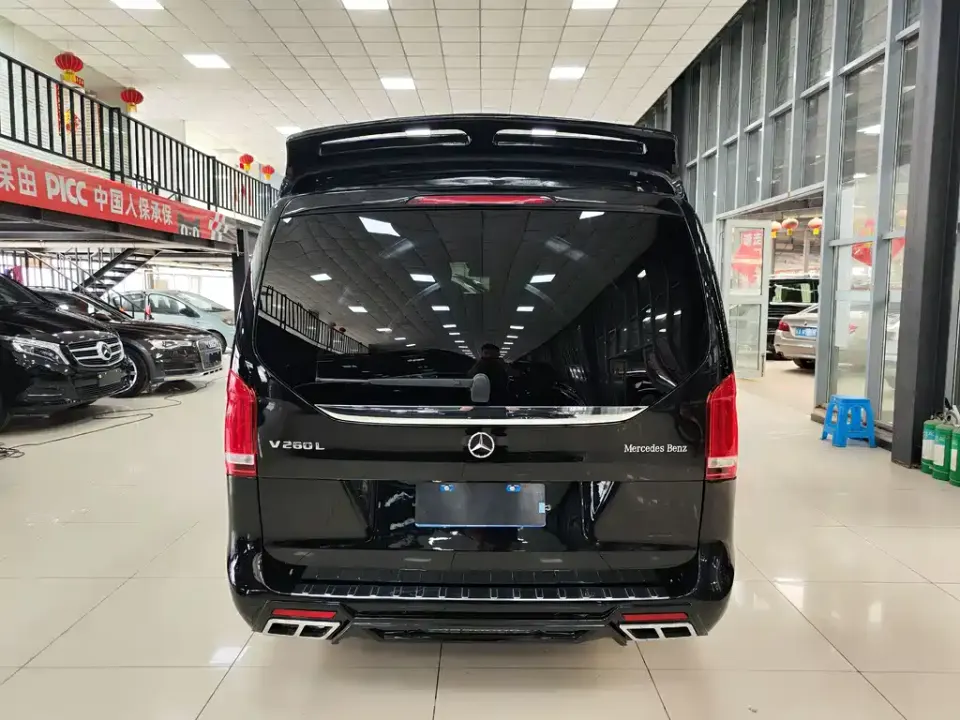 Mercedes-Benz V-Class