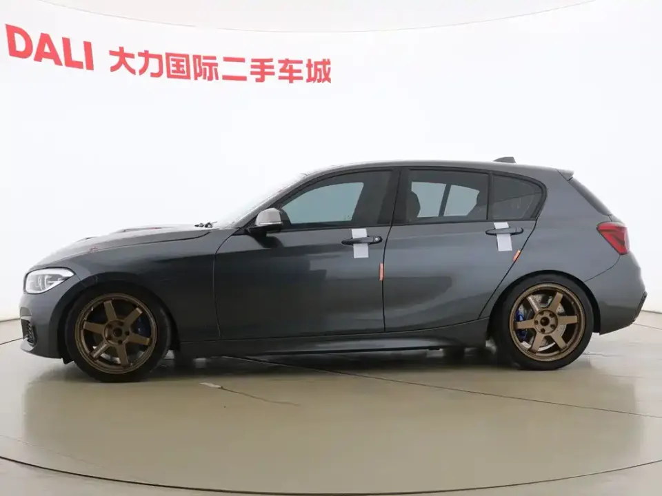 BMW 1 Series (Import)