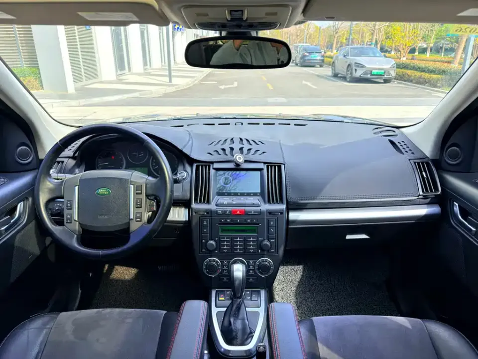 Land Rover Freelander 2