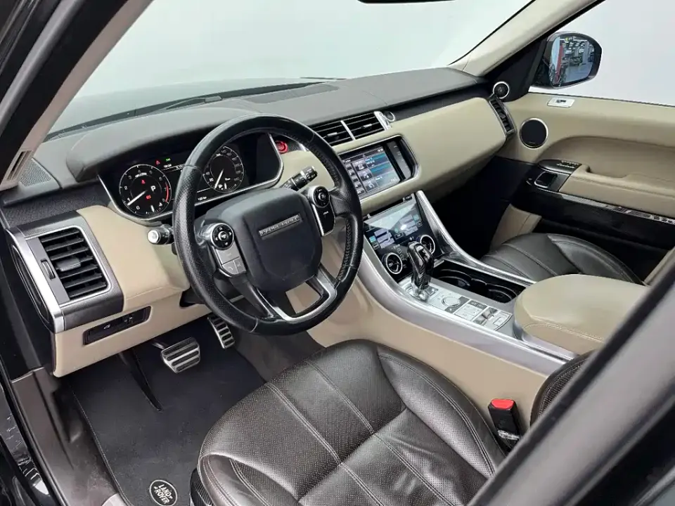 Land Rover Sport