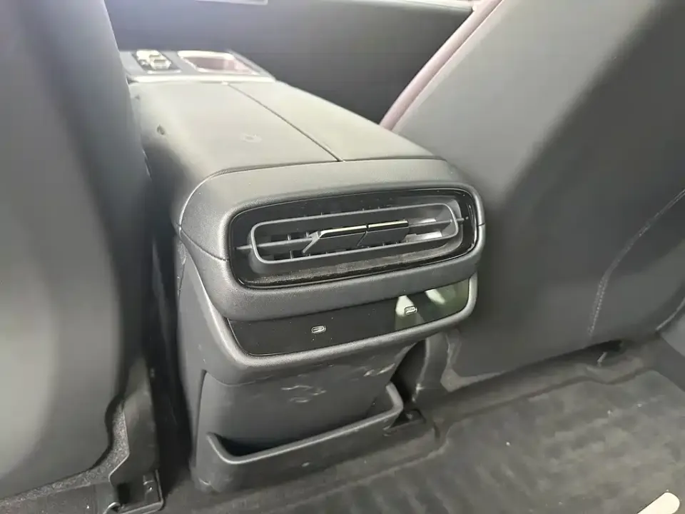 Xiaomi SU7