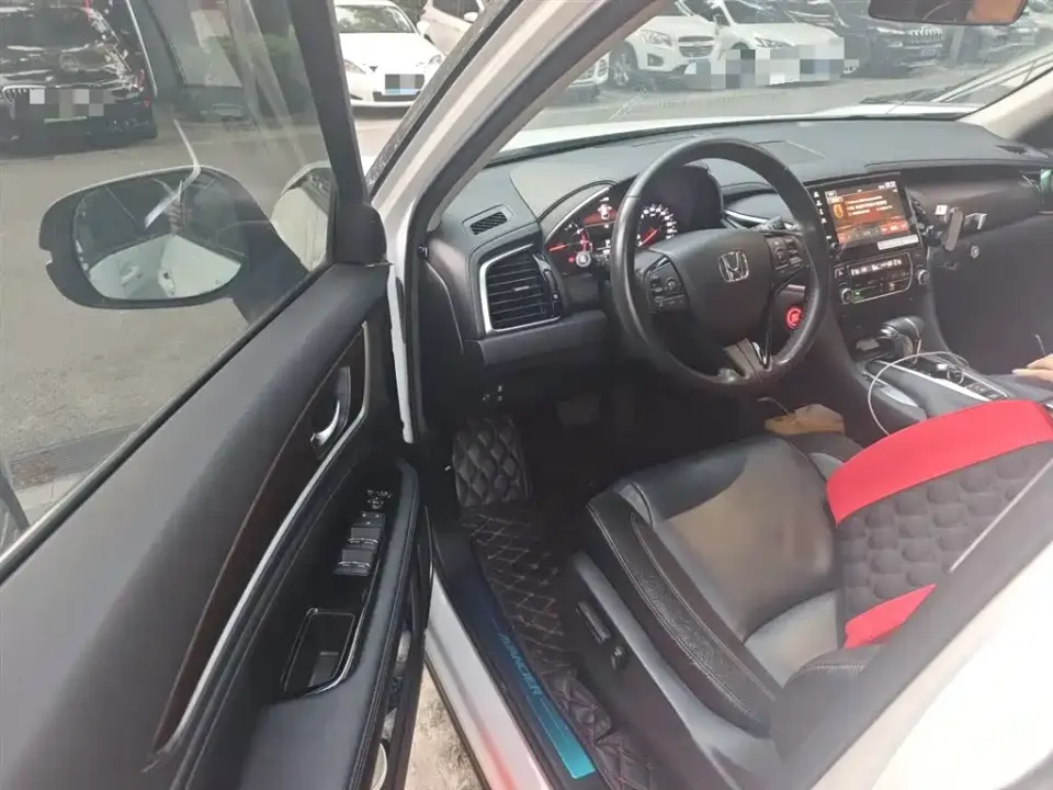 Honda Avancier