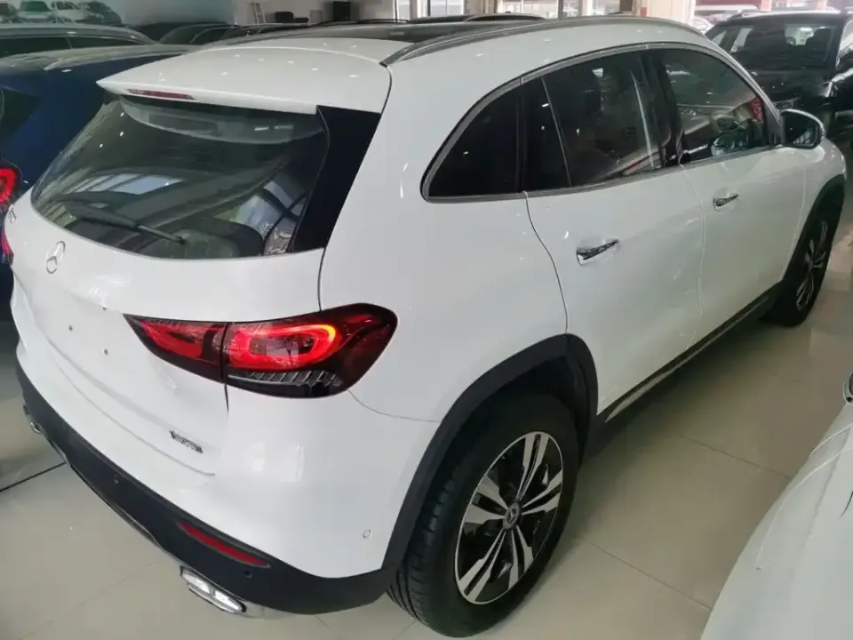 Mercedes-Benz GLA