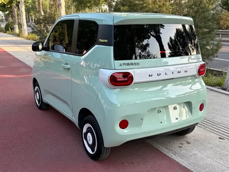 Wuling MINIEV