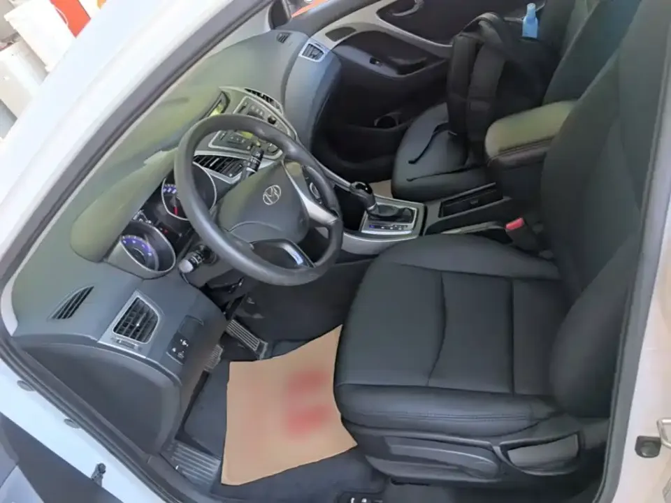 Hyundai Elantra Langdong