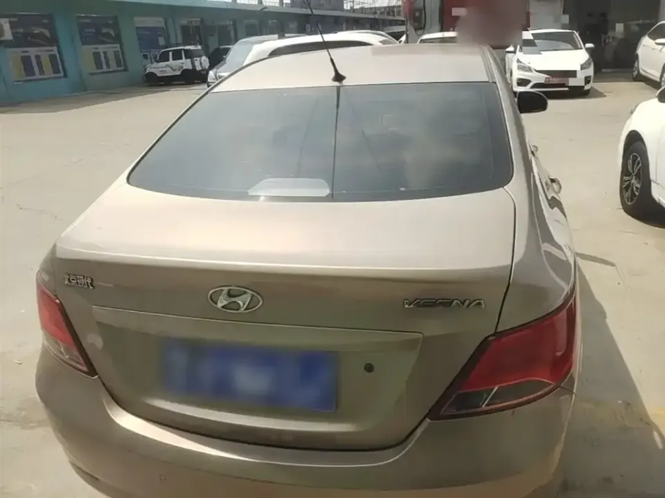 Hyundai Verna