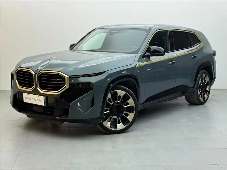 BMW XM