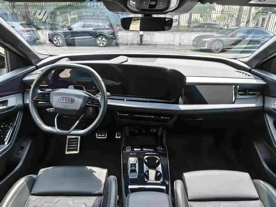 Audi Q6L e-tron