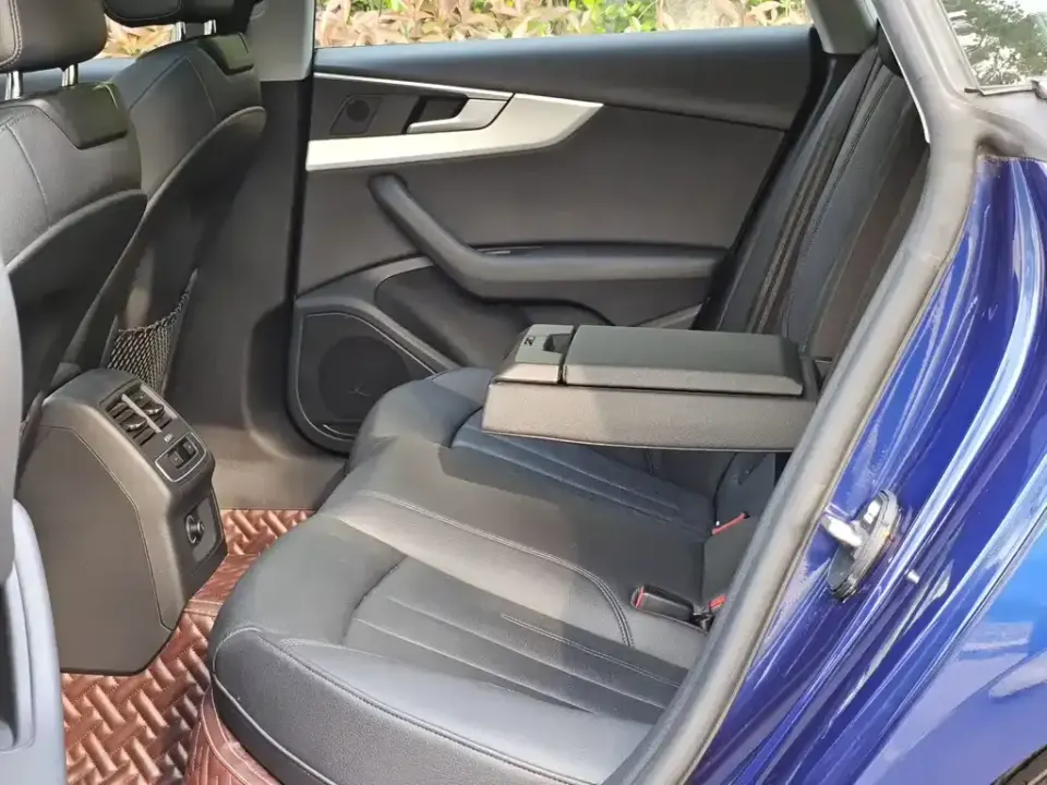 Audi A5 (Import)