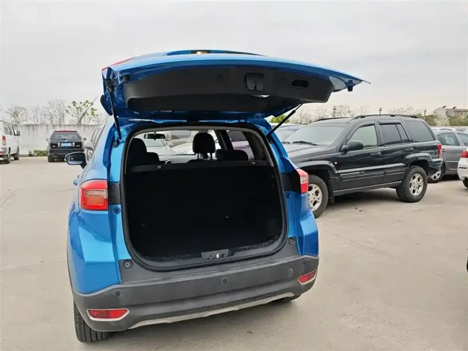Changan CS15