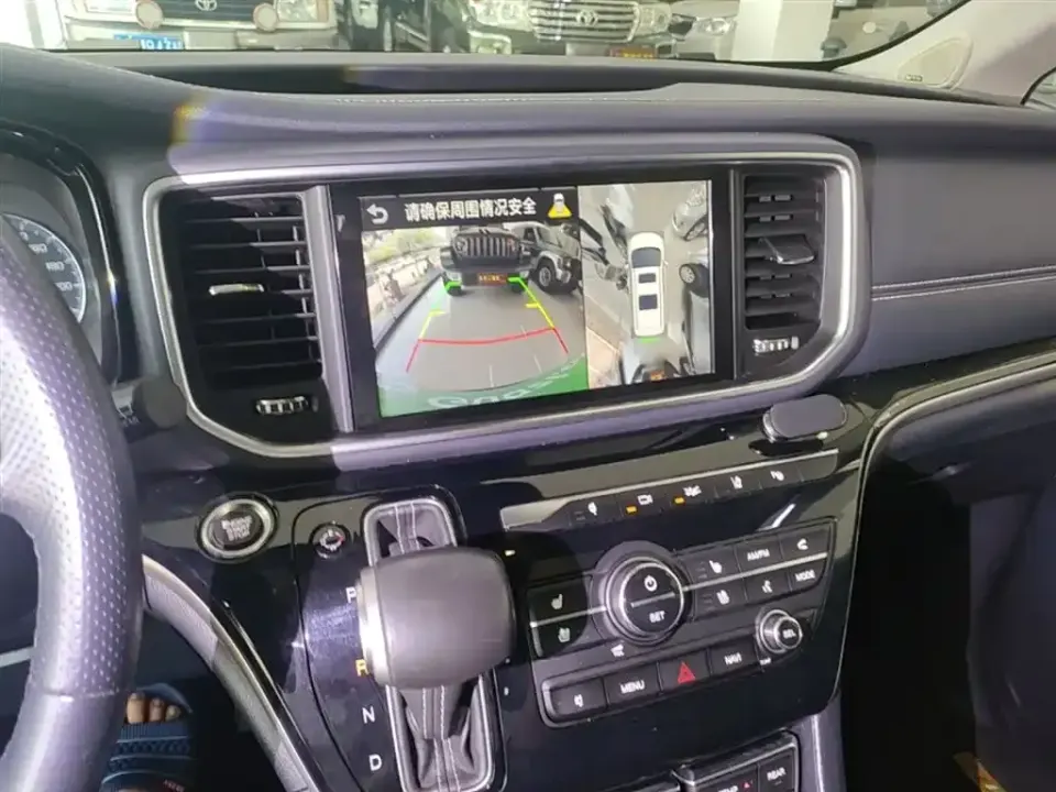 GAC Trumpchi M8