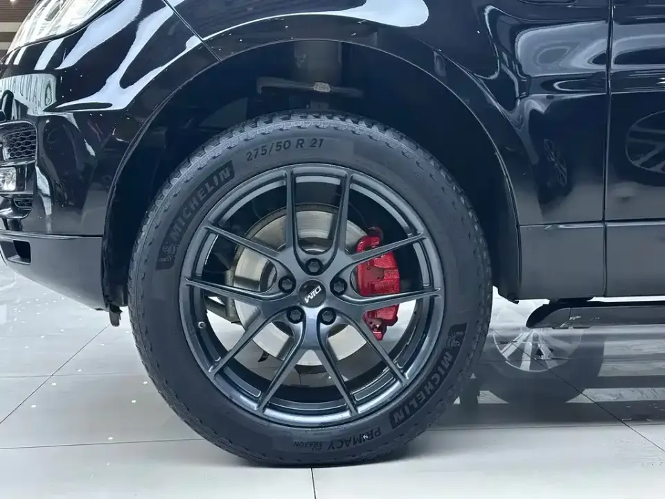 Land Rover Sport