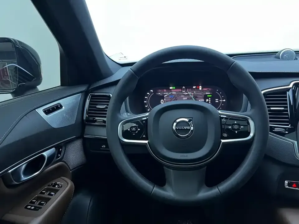 Volvo XC90 PHEV