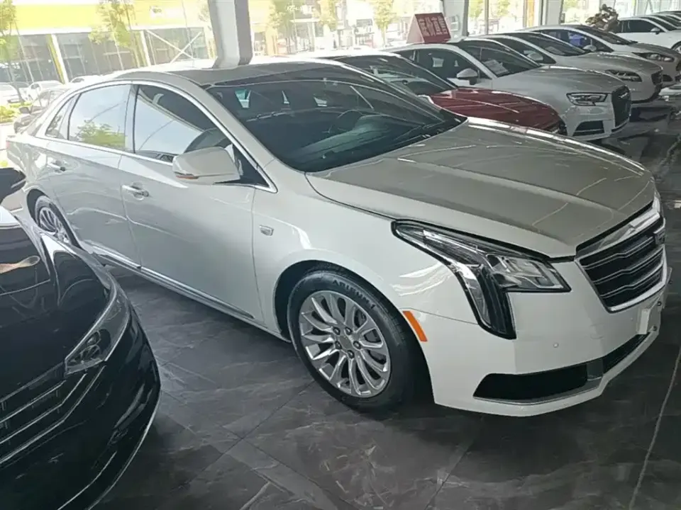 Cadillac XTS