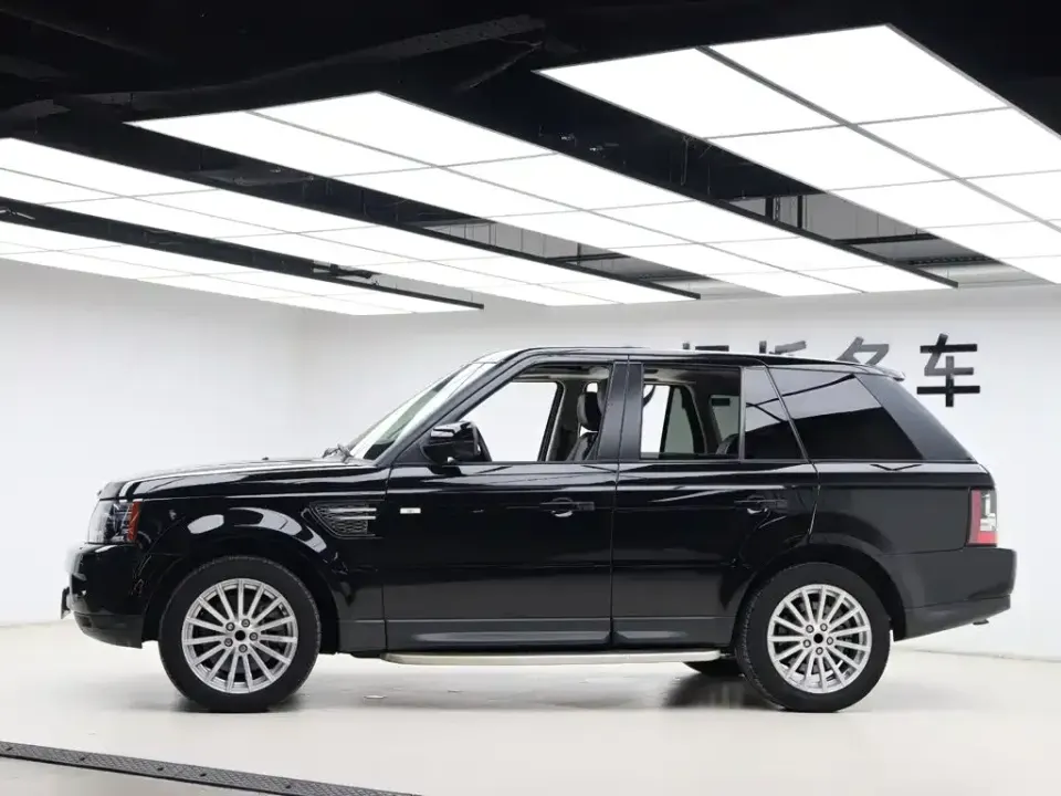 Land Rover Sport