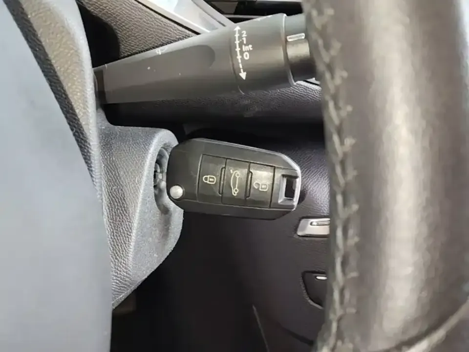 Peugeot 308S