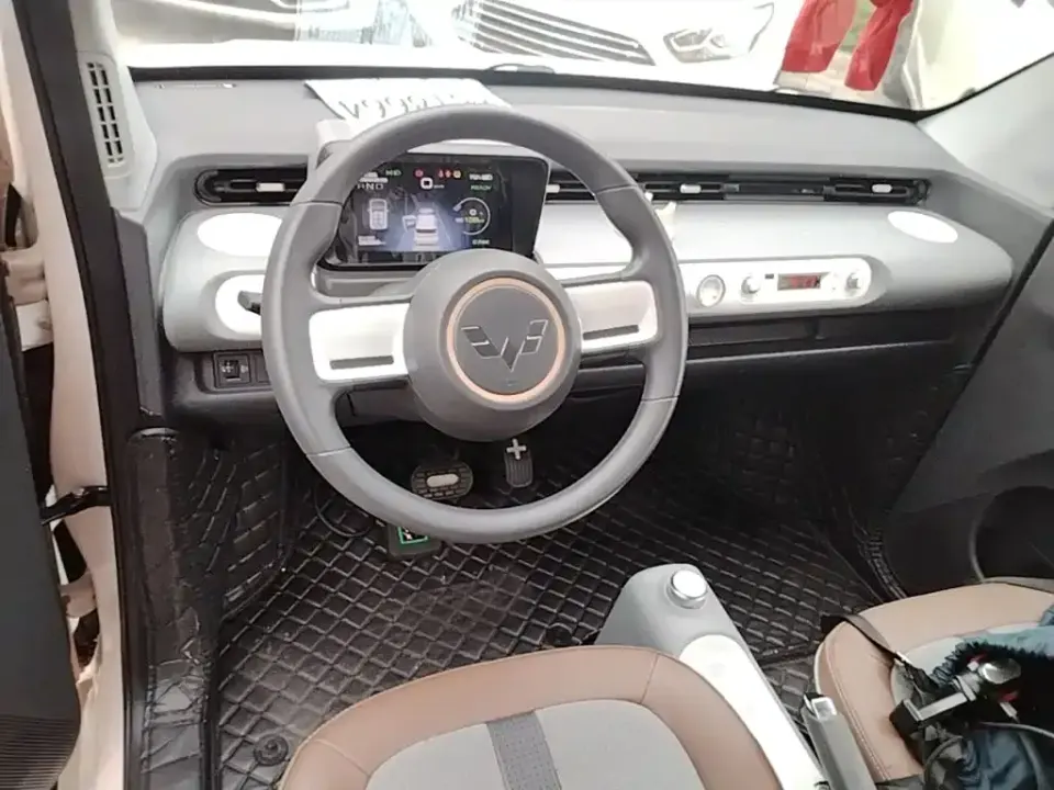 Wuling MINIEV