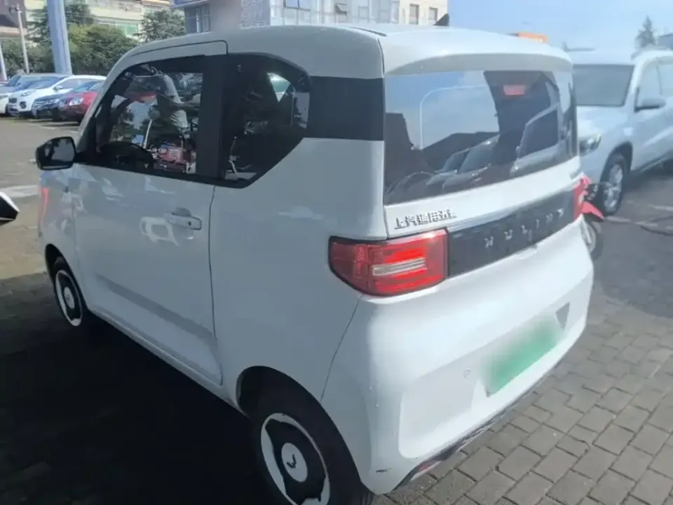 Wuling MINIEV