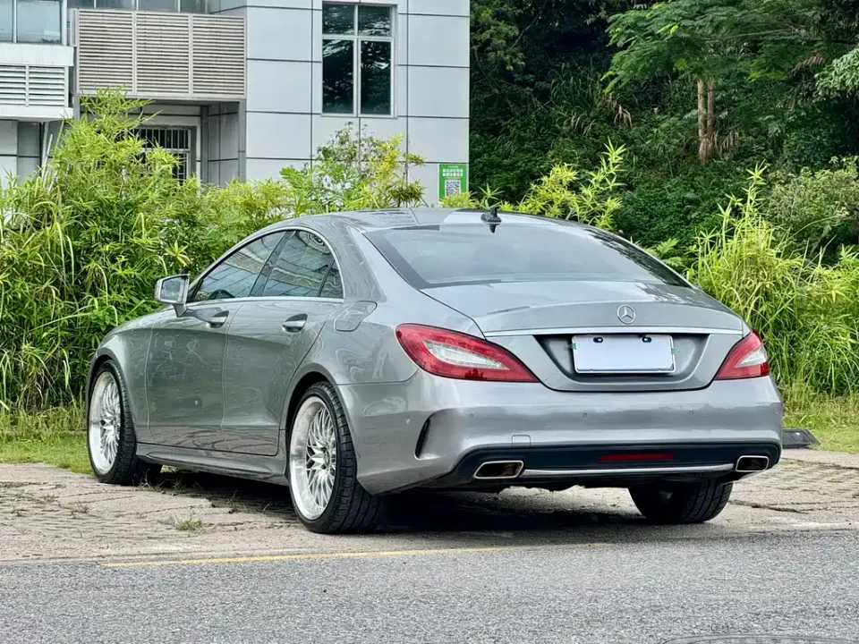 Mercedes-Benz CLS