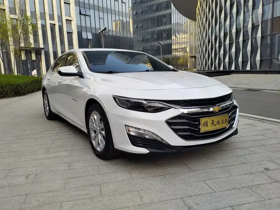 Chevrolet Malibu XL