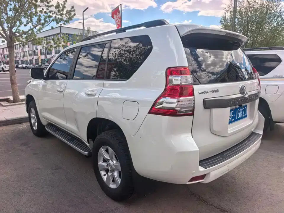 Toyota Prado