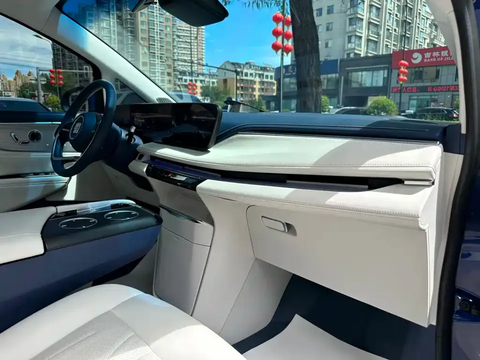 Buick GL8 Hybrid