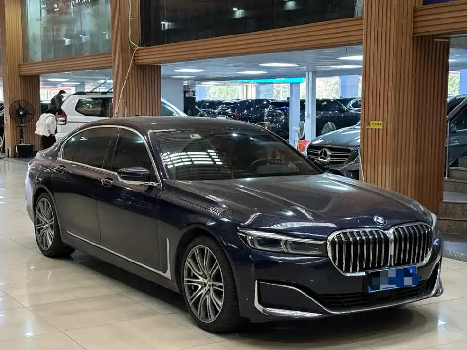 BMW 7-Series