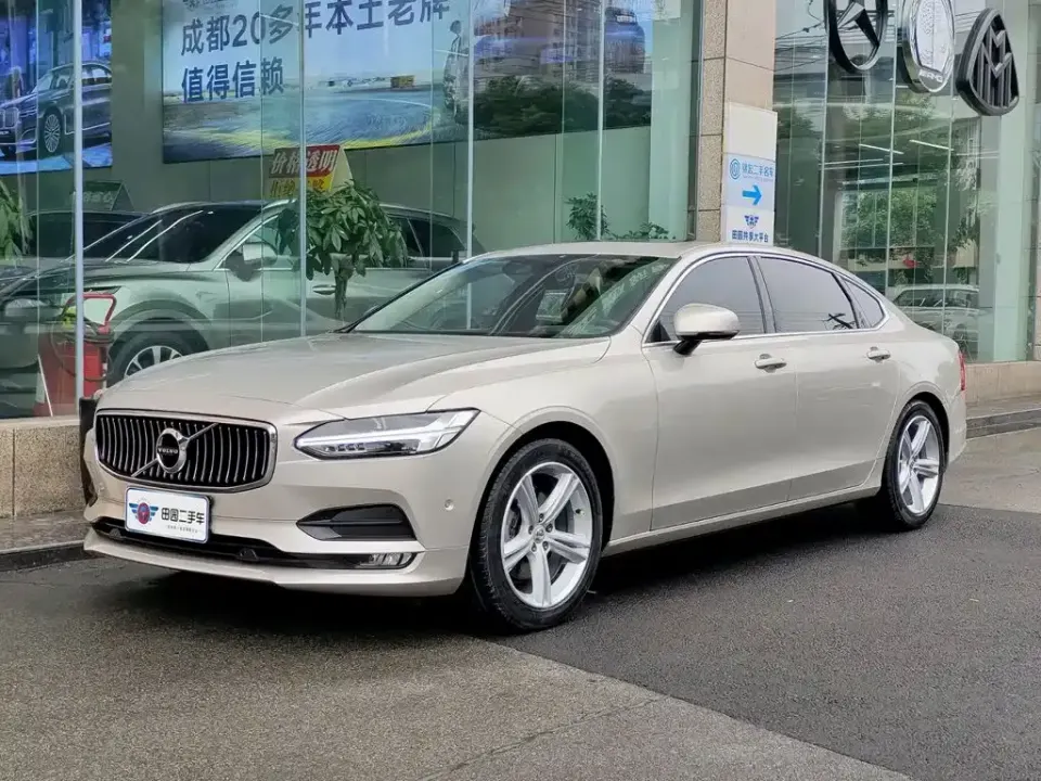 Volvo S90