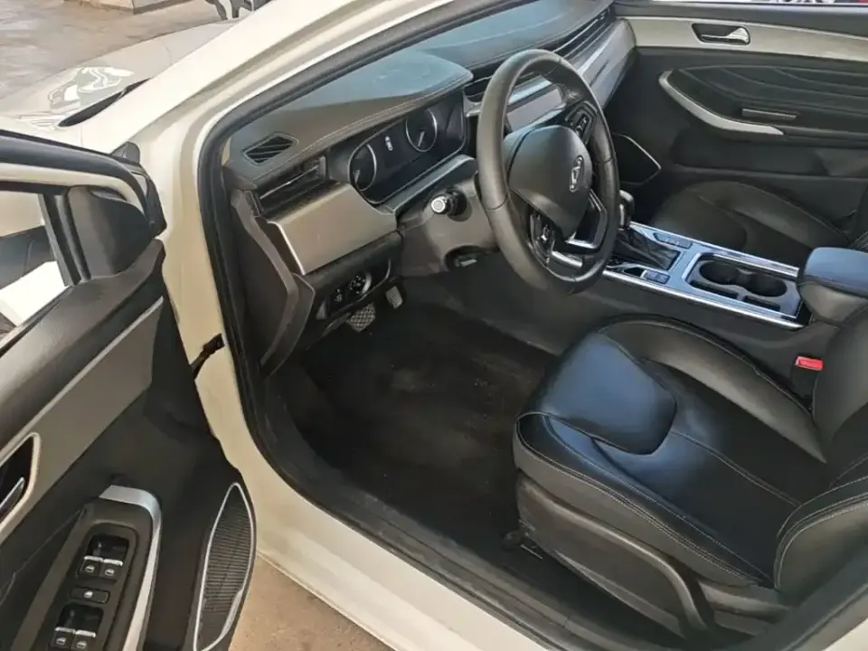 Chery Arrizo 5