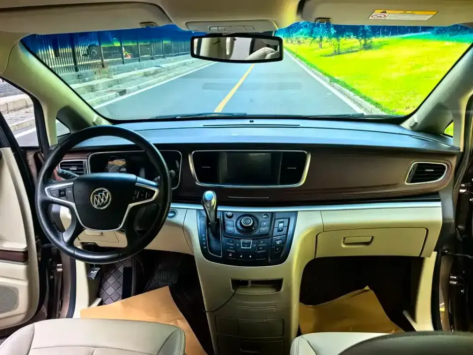 Buick GL8