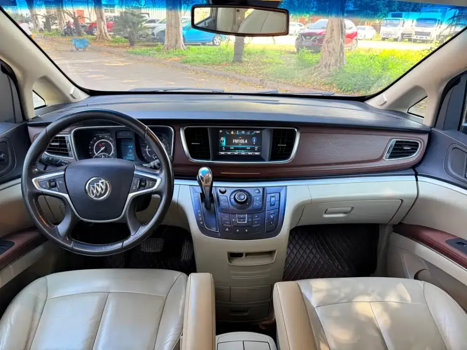 Buick GL8