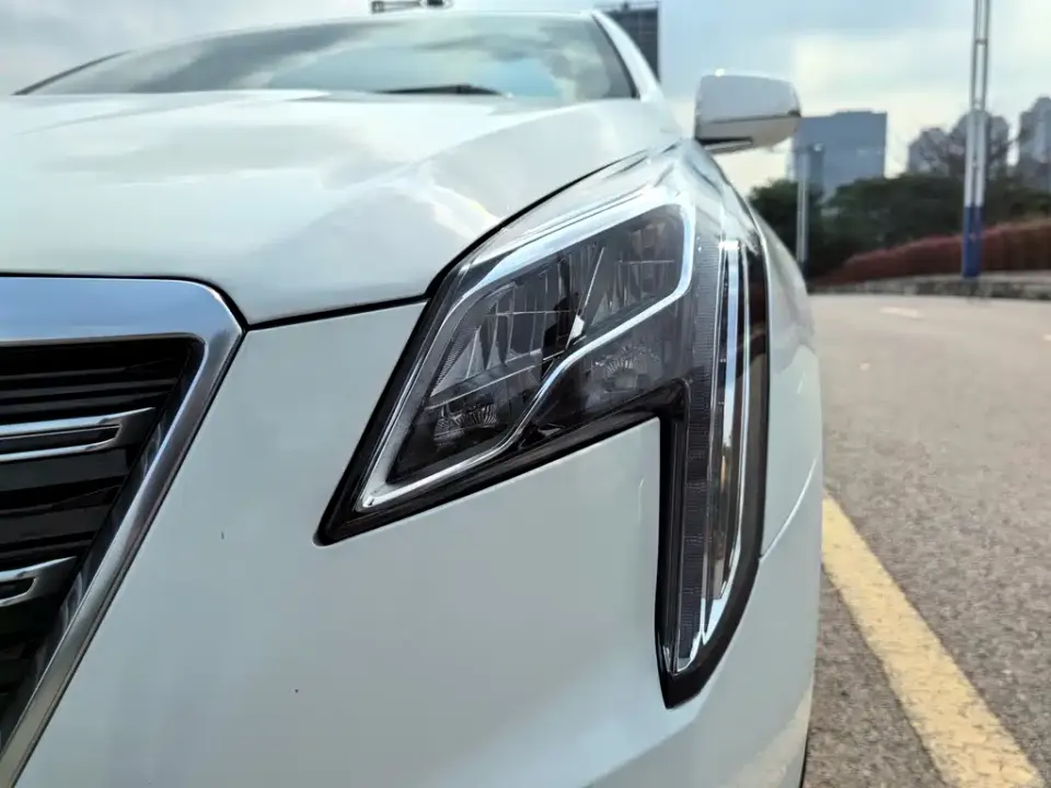 Cadillac XTS